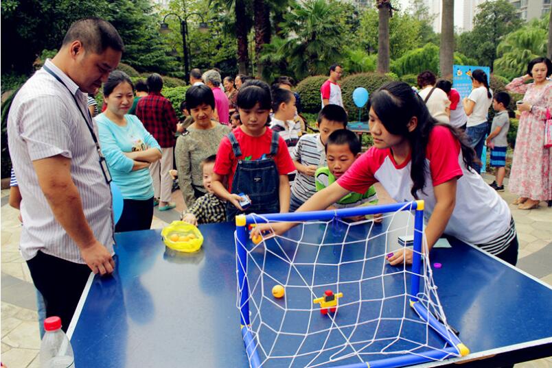 東湖 香榭水岸《我愛(ài)機器人》游園會(huì )